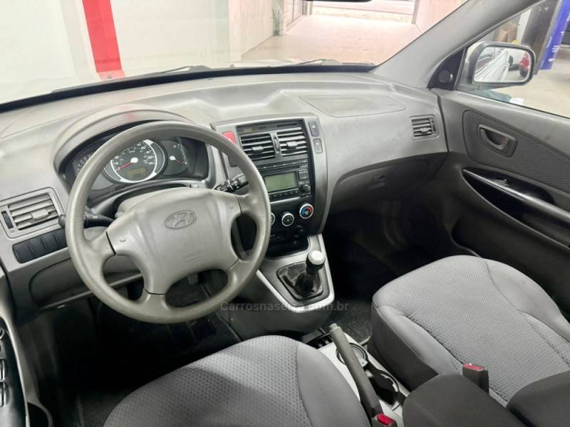 HYUNDAI - TUCSON - 2012/2012 - Prata - R$ 44.900,00