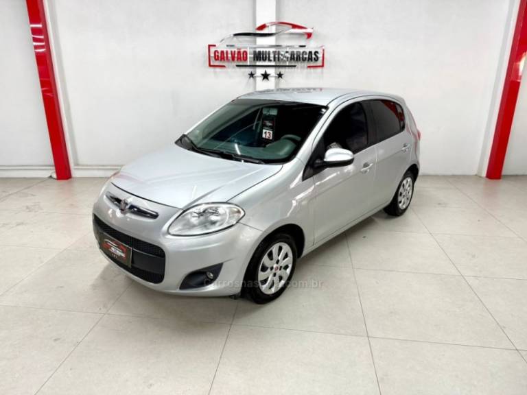 FIAT - PALIO - 2013/2013 - Prata - R$ 37.900,00