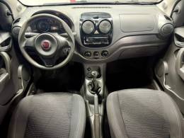 FIAT - PALIO - 2015/2015 - Branca - R$ 42.900,00