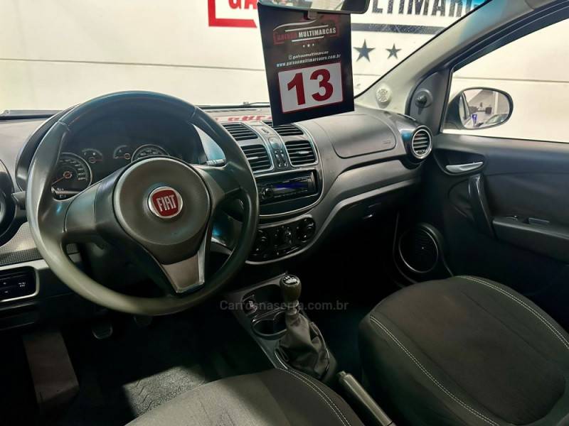 FIAT - GRAND SIENA - 2013/2013 - Branca - R$ 33.900,00