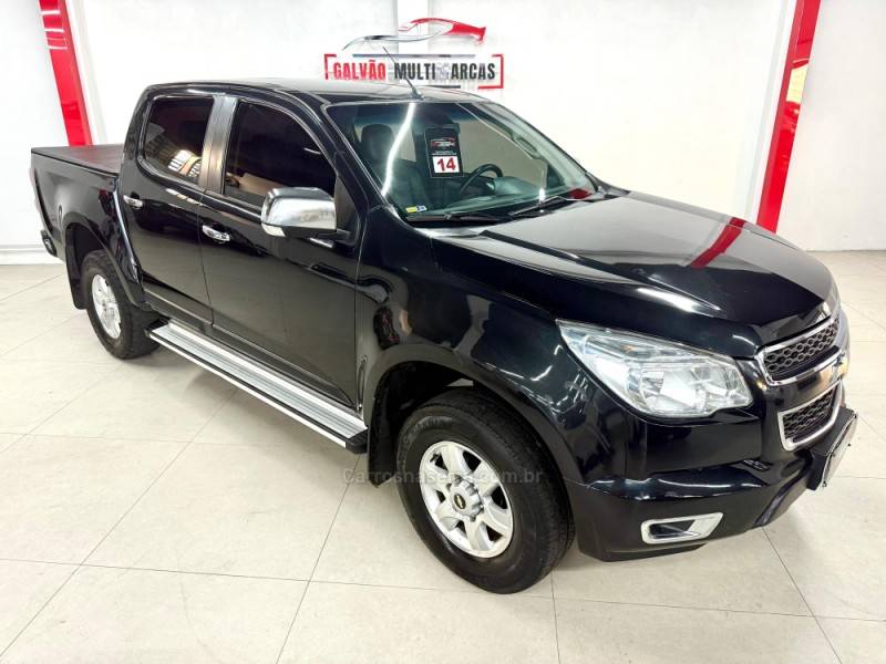 CHEVROLET - S10 - 2014/2014 - Preta - R$ 82.900,00
