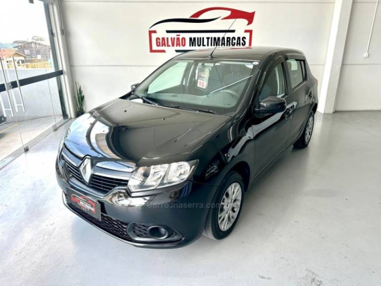 RENAULT - SANDERO - 2016/2016 - Preta - R$ 39.900,00