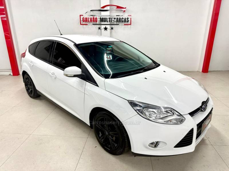 FORD - FOCUS - 2014/2014 - Branca - R$ 52.900,00