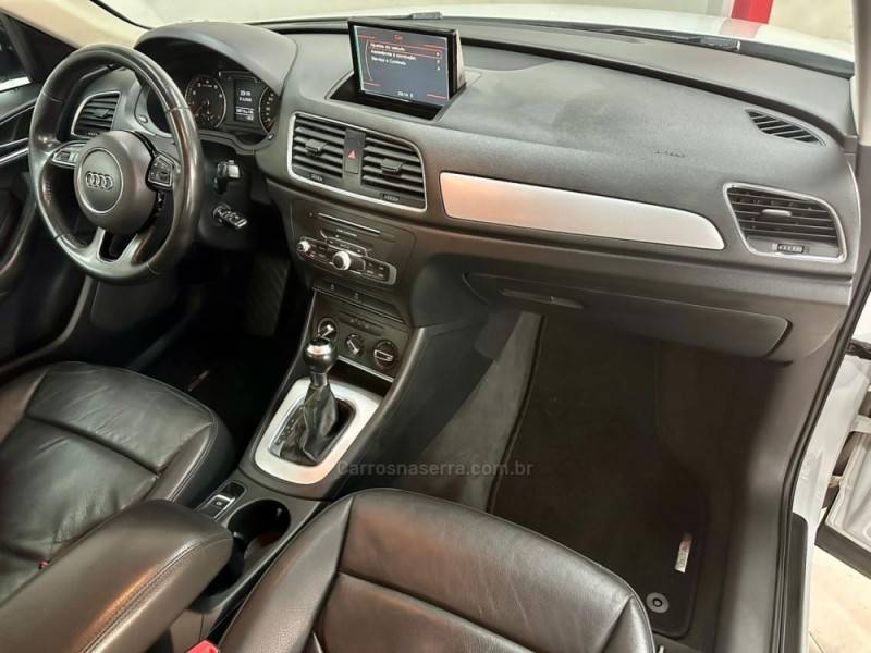 AUDI - Q3 - 2017/2017 - Branca - Sob Consulta