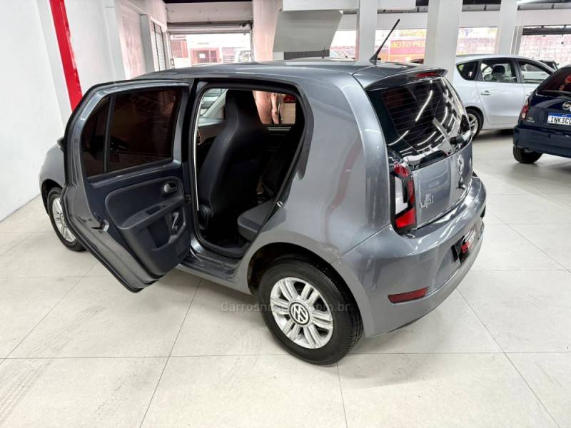 VOLKSWAGEN - UP - 2018/2018 - Cinza - R$ 52.900,00