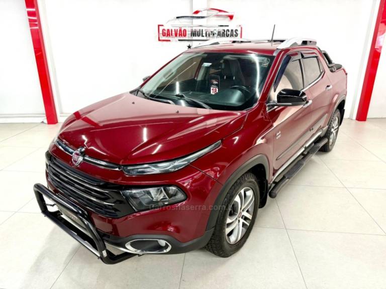 FIAT - TORO - 2018/2018 - Vermelha - R$ 105.900,00