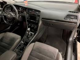 VOLKSWAGEN - GOLF - 2015/2015 - Preta - Sob Consulta