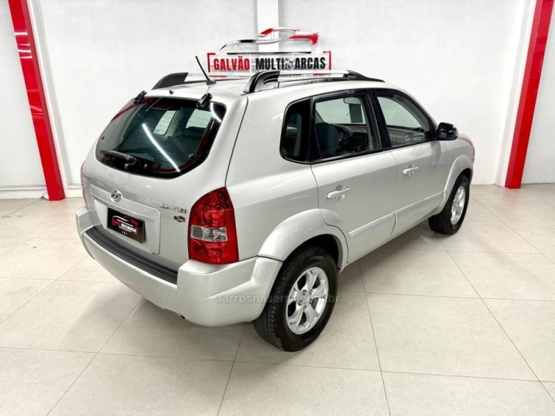 HYUNDAI - TUCSON - 2012/2012 - Prata - R$ 44.900,00