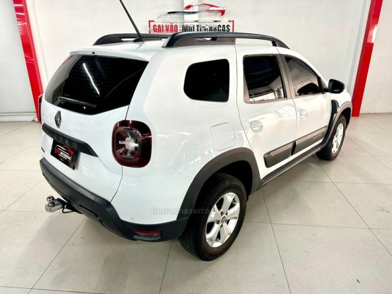 RENAULT - DUSTER - 2022/2022 - Branca - Sob Consulta