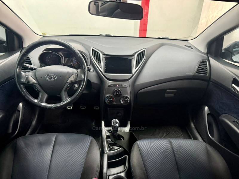 HYUNDAI - HB20X - 2014/2014 - Prata - R$ 54.900,00