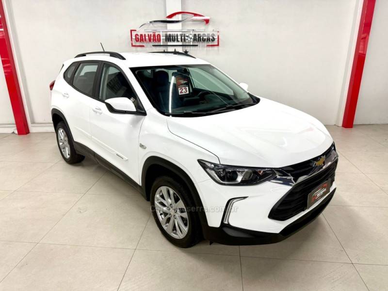 CHEVROLET - TRACKER - 2023/2023 - Branca - R$ 104.900,00