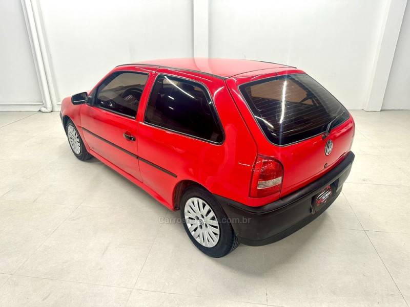 VOLKSWAGEN - GOL - 2005/2005 - Vermelha - R$ 13.900,00