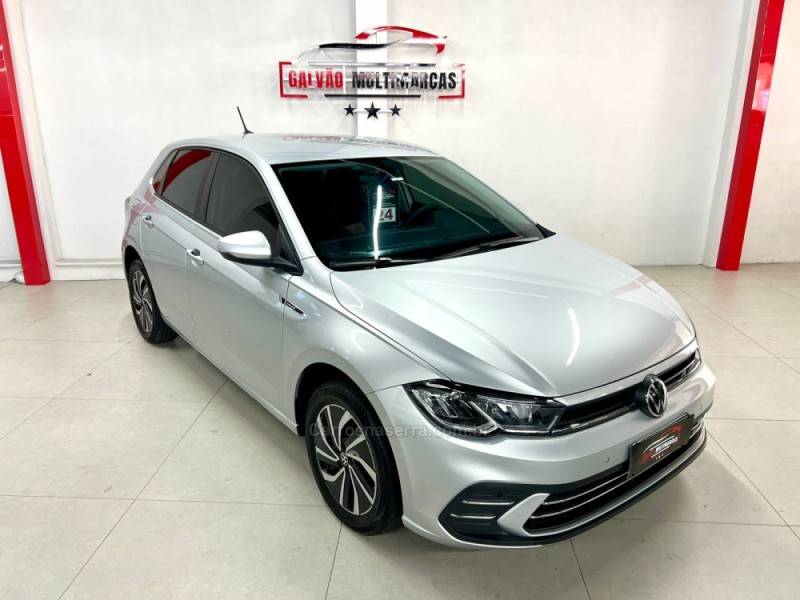 VOLKSWAGEN - POLO - 2024/2024 - Cinza - R$ 104.900,00