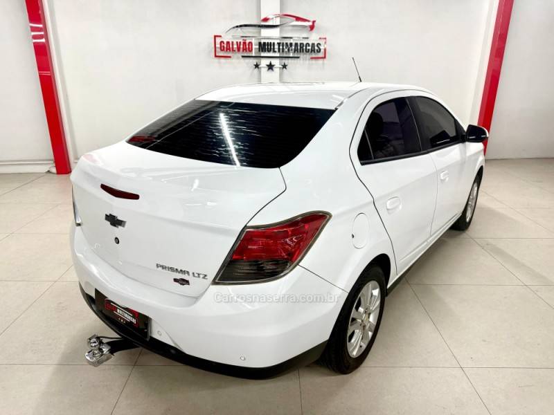 CHEVROLET - PRISMA - 2014/2014 - Branca - R$ 52.900,00