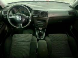 VOLKSWAGEN - GOLF - 2006/2006 - Prata - Sob Consulta
