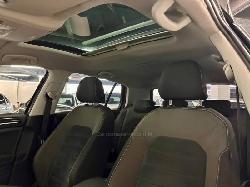 VOLKSWAGEN - GOLF - 2015/2015 - Preta - Sob Consulta