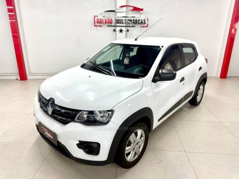 RENAULT - KWID - 2023/2023 - Branca - R$ 45.900,00