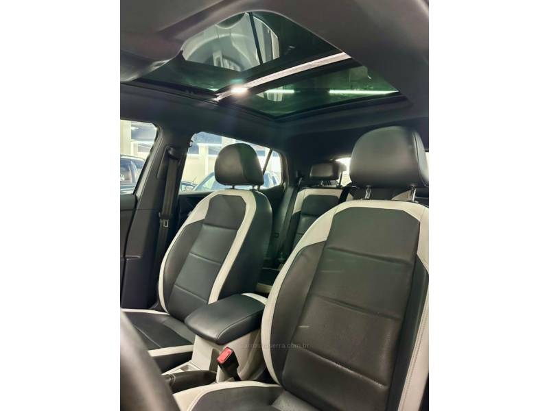 VOLKSWAGEN - T-CROSS - 2020/2020 - Prata - Sob Consulta