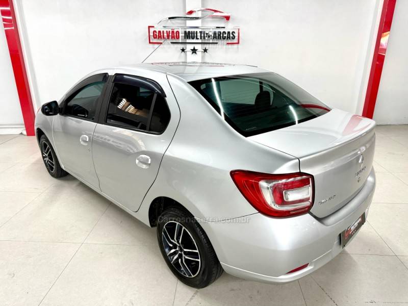 RENAULT - LOGAN - 2015/2015 - Prata - R$ 36.900,00