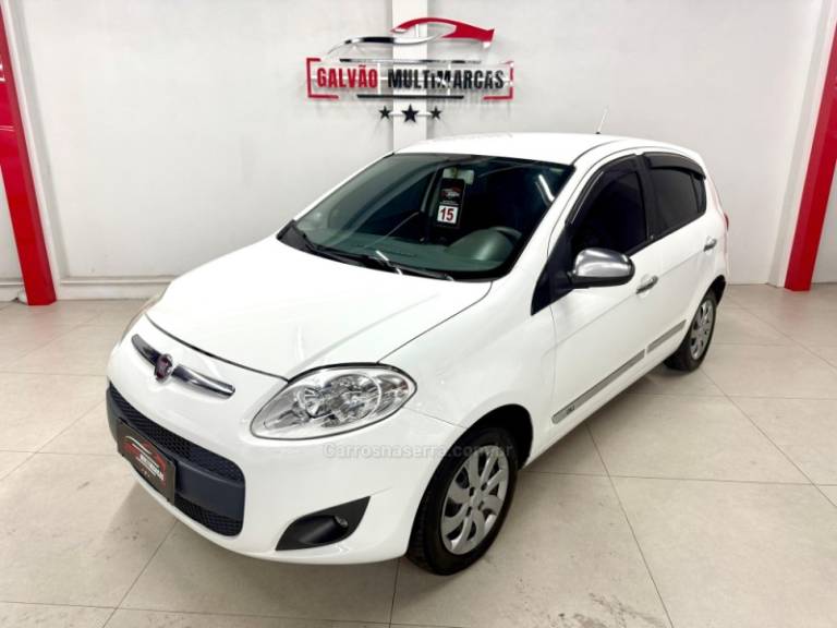 FIAT - PALIO - 2015/2015 - Branca - R$ 42.900,00