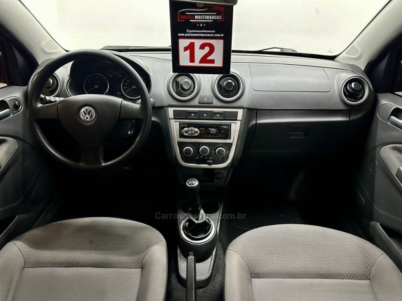 VOLKSWAGEN - VOYAGE - 2012/2012 - Cinza - R$ 29.900,00