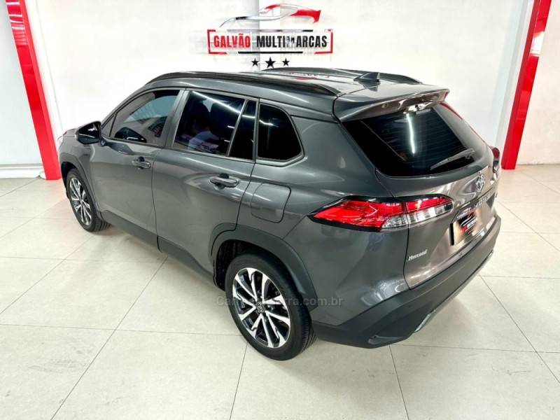 TOYOTA - COROLLA - 2023/2023 - Prata - Sob Consulta