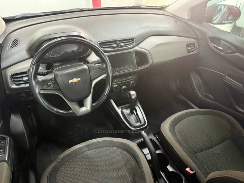 CHEVROLET - PRISMA - 2014/2014 - Marrom - R$ 53.900,00