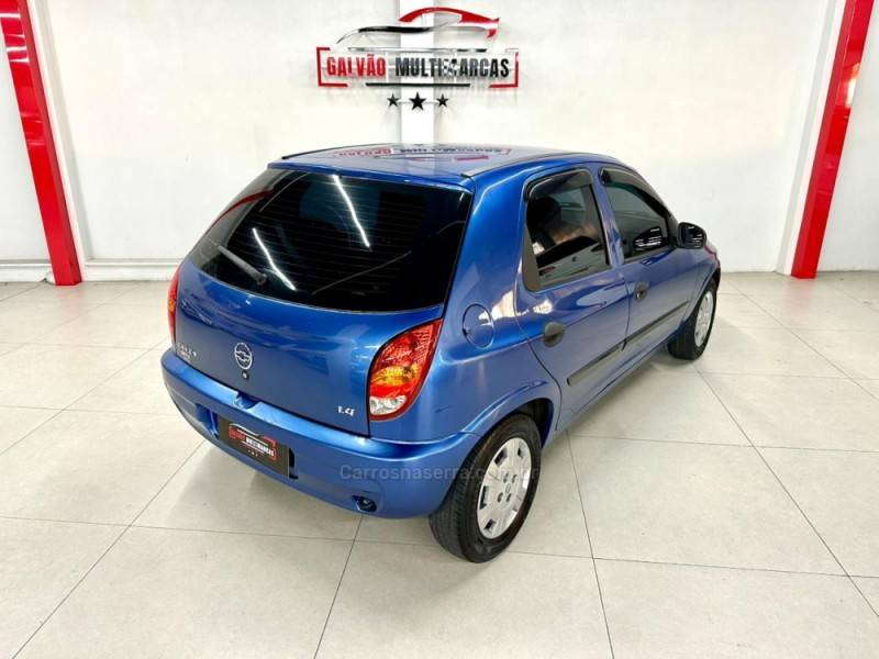 CHEVROLET - CELTA - 2004/2004 - Azul - Sob Consulta
