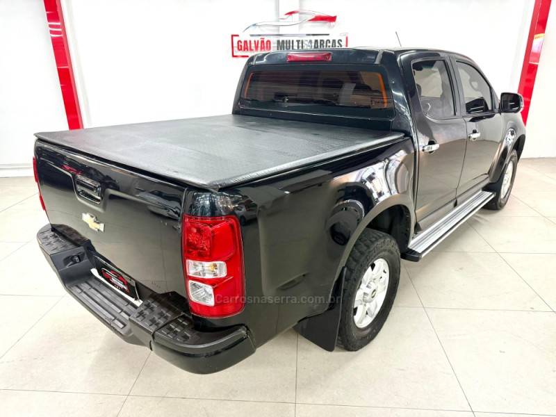 CHEVROLET - S10 - 2014/2014 - Preta - R$ 82.900,00