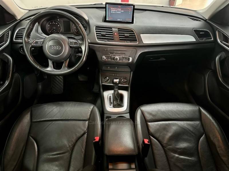 AUDI - Q3 - 2017/2017 - Branca - Sob Consulta