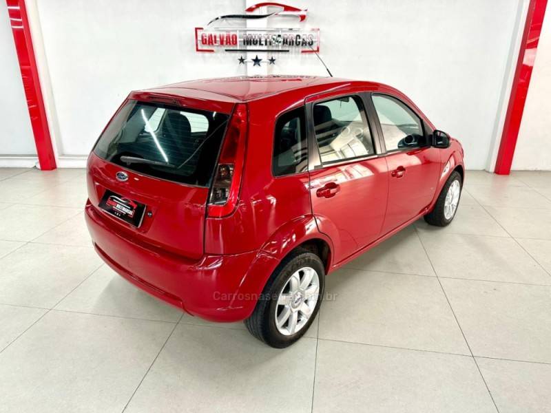 FORD - FIESTA - 2014/2014 - Vermelha - Sob Consulta