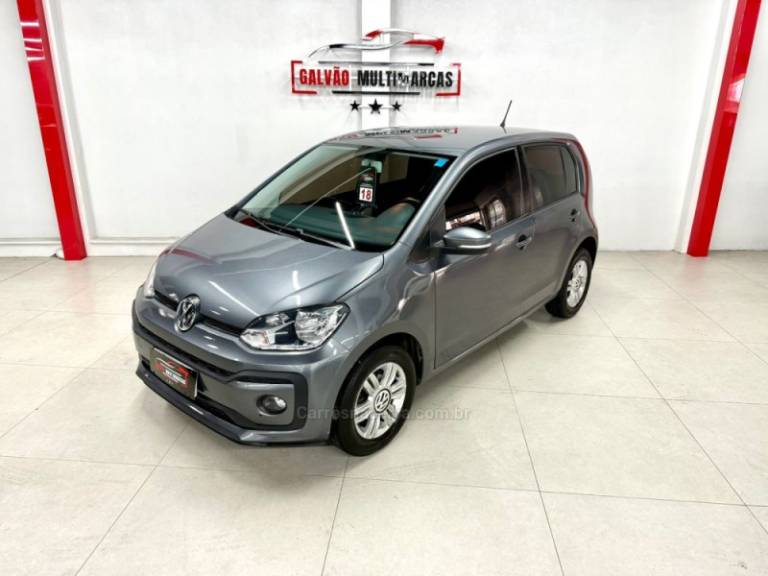 VOLKSWAGEN - UP - 2018/2018 - Cinza - R$ 49.900,00