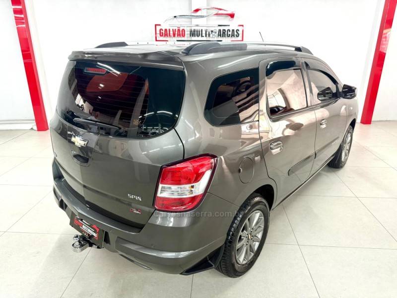 CHEVROLET - SPIN - 2014/2014 - Cinza - R$ 49.900,00