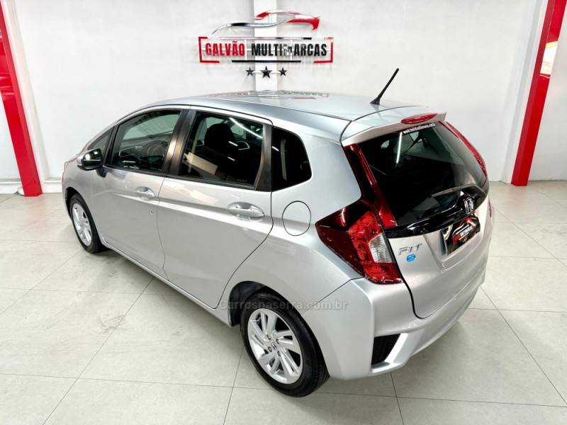 HONDA - FIT - 2016/2016 - Prata - R$ 65.900,00