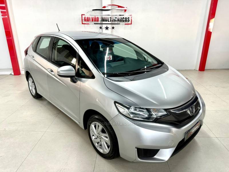 HONDA - FIT - 2016/2016 - Prata - R$ 65.900,00