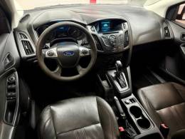FORD - FOCUS - 2014/2014 - Branca - R$ 52.900,00