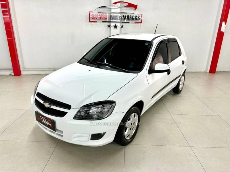 CHEVROLET - CELTA - 2012/2012 - Branca - R$ 29.900,00