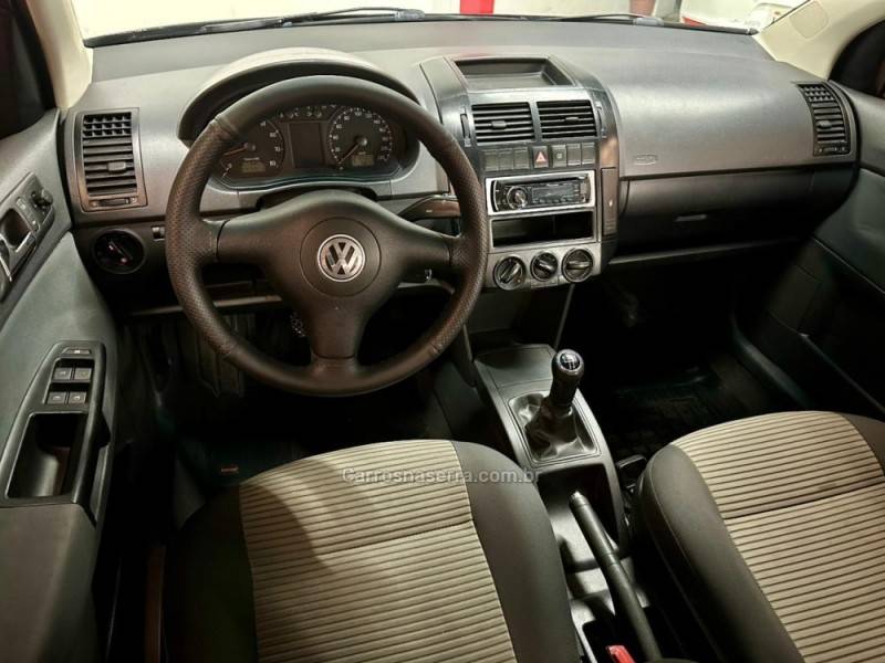 VOLKSWAGEN - POLO - 2008/2008 - Preta - Sob Consulta