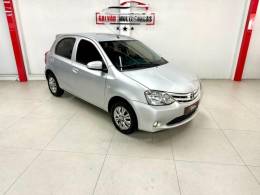 TOYOTA - ETIOS - 2016/2016 - Prata - Sob Consulta