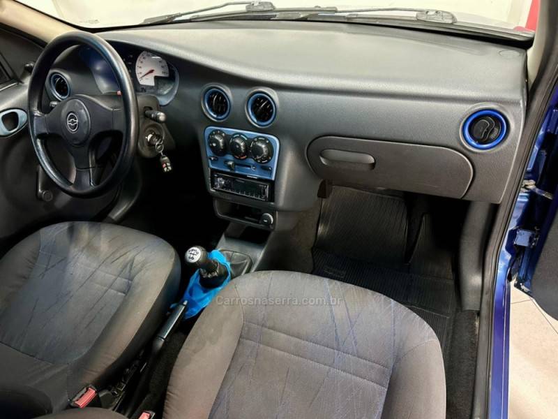 CHEVROLET - CELTA - 2004/2004 - Azul - Sob Consulta