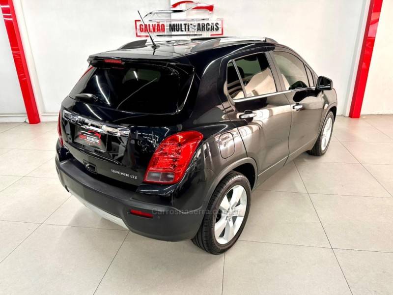 CHEVROLET - TRACKER - 2014/2014 - Preta - Sob Consulta