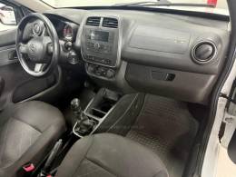 RENAULT - KWID - 2023/2023 - Branca - R$ 45.900,00