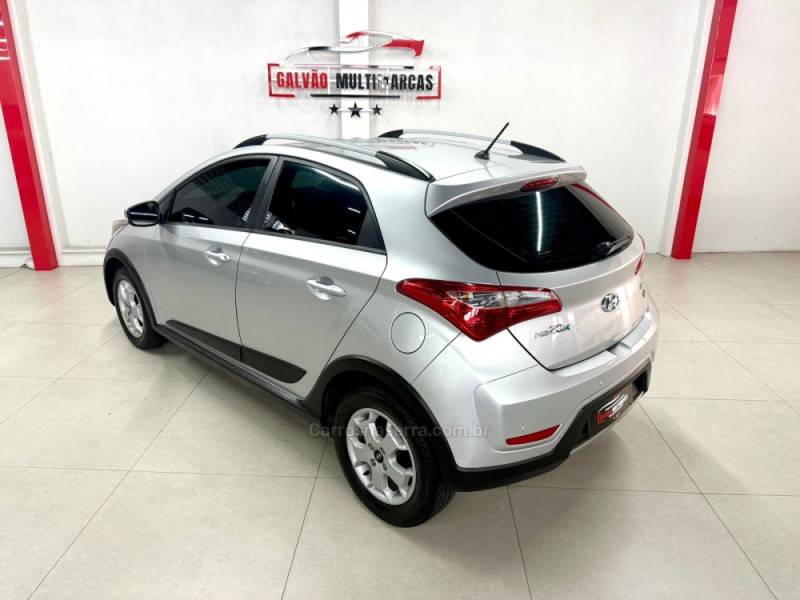 HYUNDAI - HB20X - 2014/2014 - Prata - R$ 54.900,00