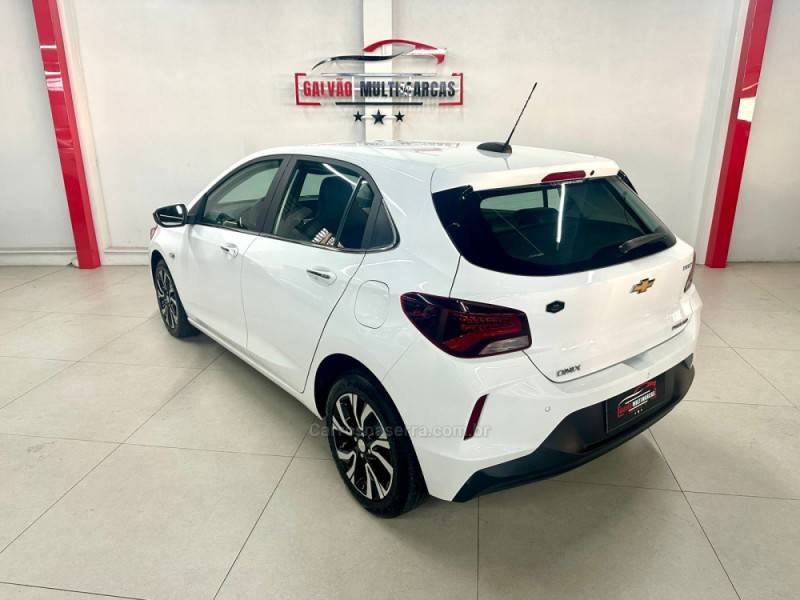 CHEVROLET - ONIX - 2023/2023 - Branca - Sob Consulta