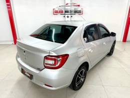 RENAULT - LOGAN - 2015/2015 - Prata - R$ 36.900,00
