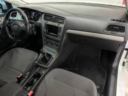 VOLKSWAGEN - GOLF - 2015/2015 - Branca - R$ 80.900,00
