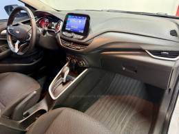 CHEVROLET - ONIX - 2022/2022 - Branca - R$ 81.900,00