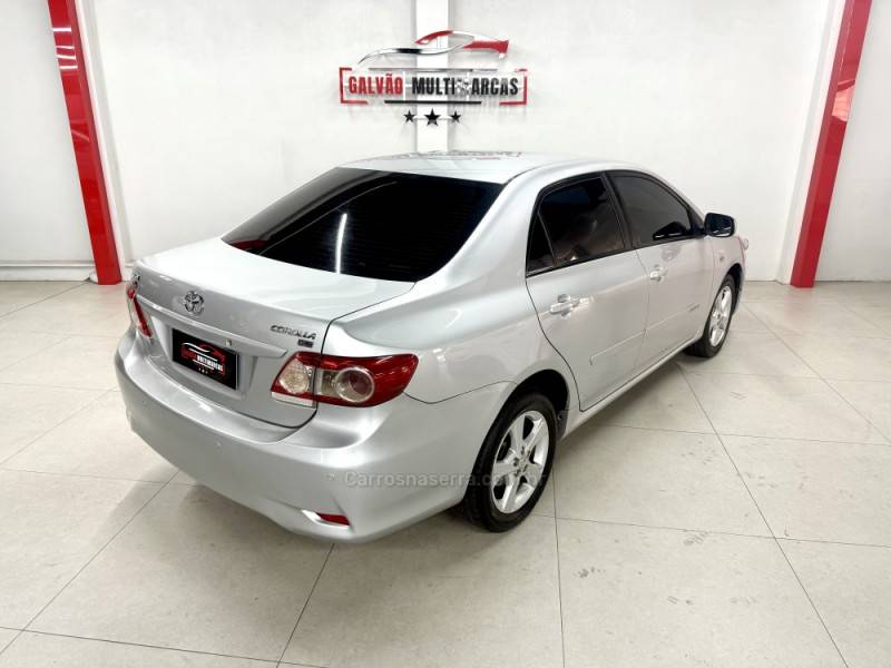 TOYOTA - COROLLA - 2012/2012 - Prata - R$ 63.900,00
