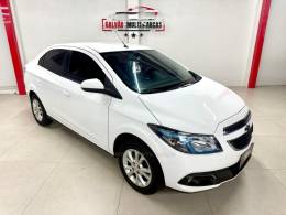 CHEVROLET - PRISMA - 2014/2014 - Branca - R$ 52.900,00