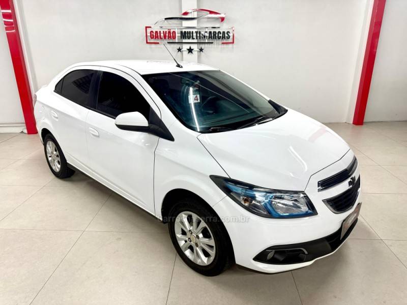 CHEVROLET - PRISMA - 2014/2014 - Branca - R$ 52.900,00